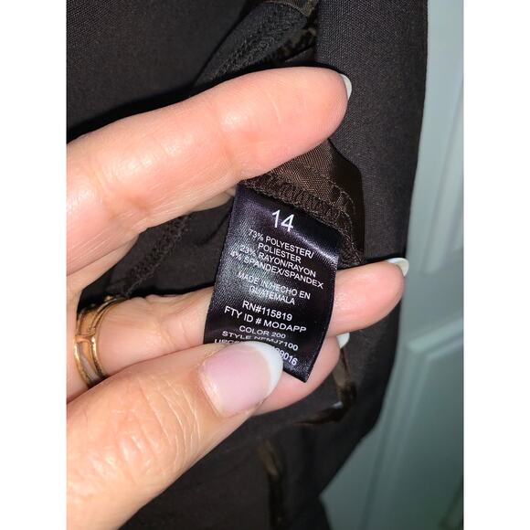 NWT Nicole Miller New York Women's‎ Capri Pants Size 14 Brown Casual Stretch - Picture 6 of 11